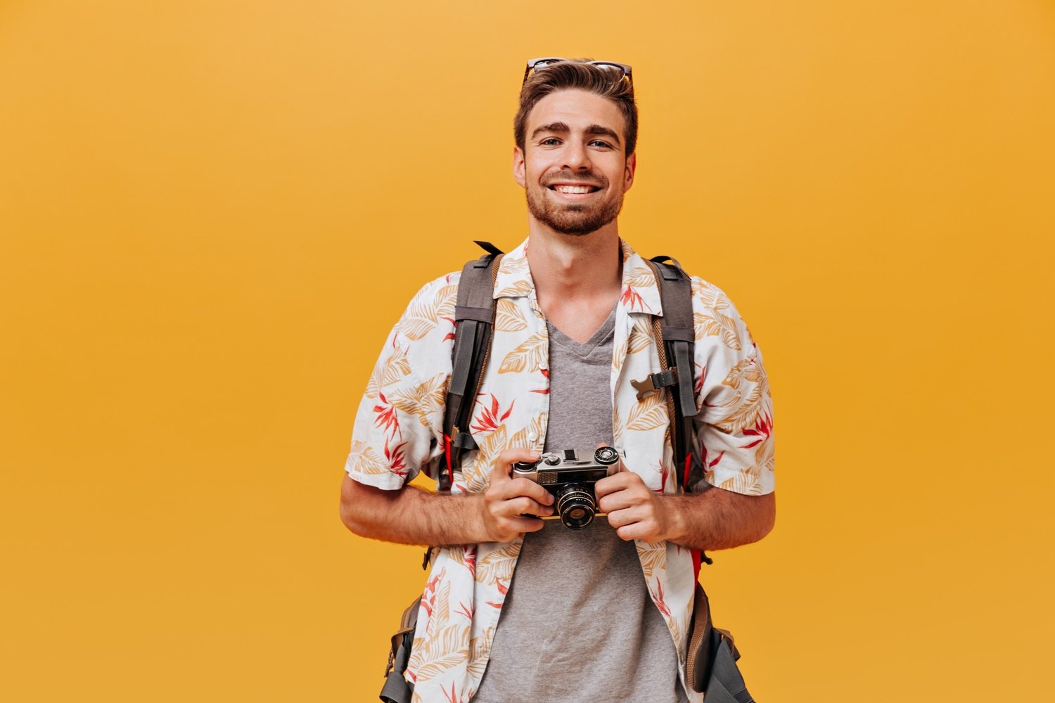 Spain smiling tourist with ginger beard in short sleeve q287ksw.jpg